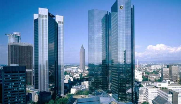 Франкфуртская фондовая биржа – одна из самых больших бирж в мире